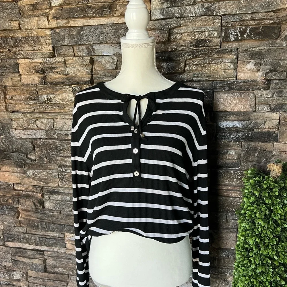 Black and White Striped Women's Top